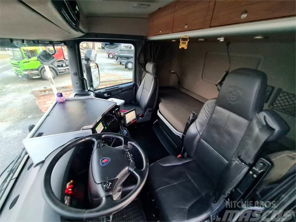 Scania R730 Lastbiler med tip