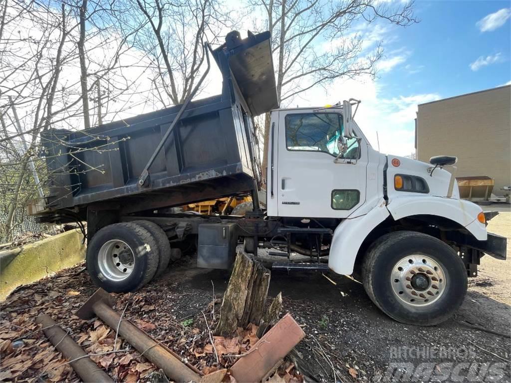 Sterling L-Series Dump Truck w/ Plow & Salt Spreader Lastbiler med tip
