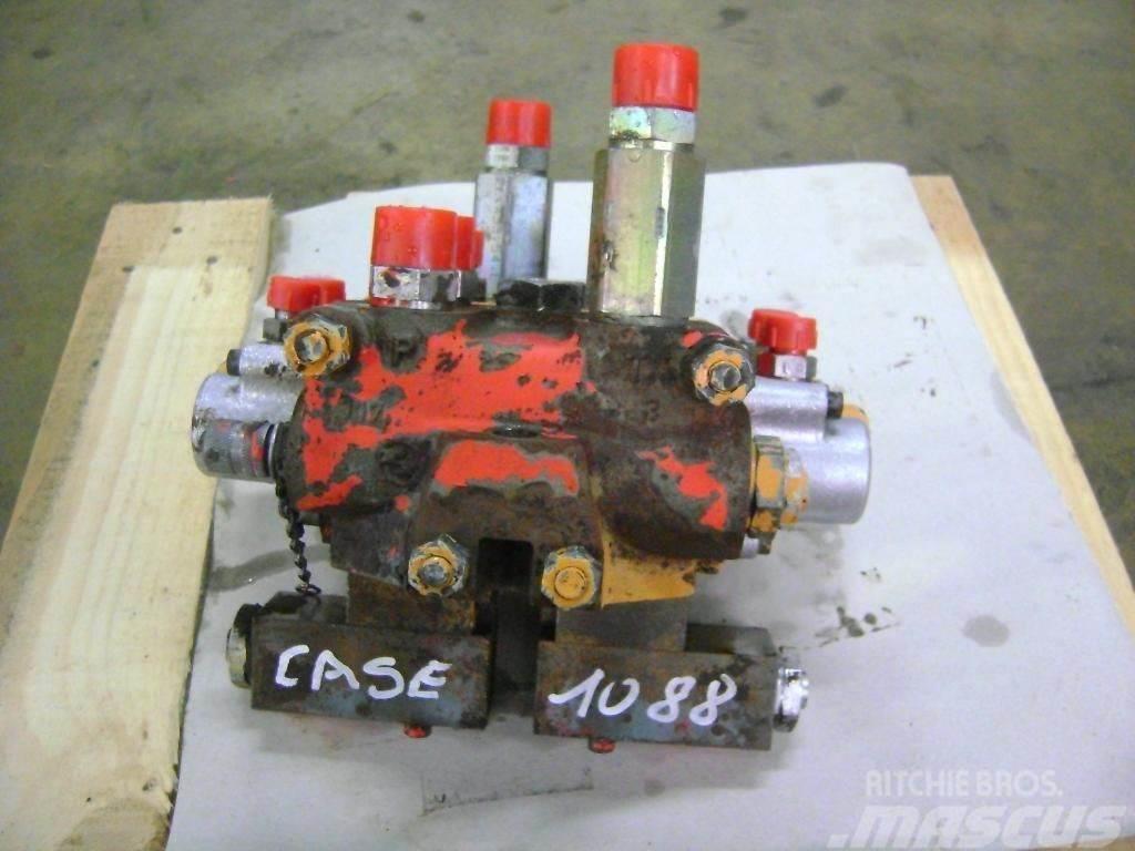 CASE 1088 Hydraulik