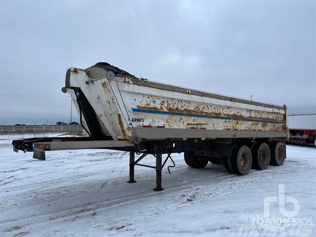 Arnes 31 ft Tri/A Semi-trailer med tip
