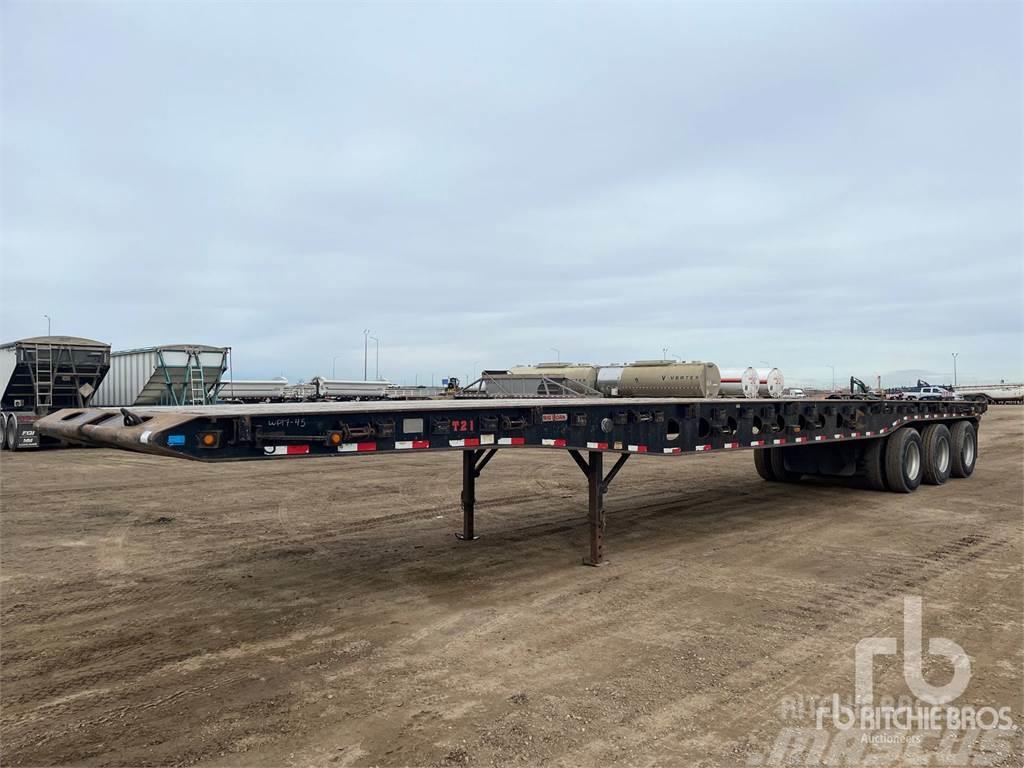 Doepker 52 ft Tri/A Flatbed Semi-trailer med lad/flatbed