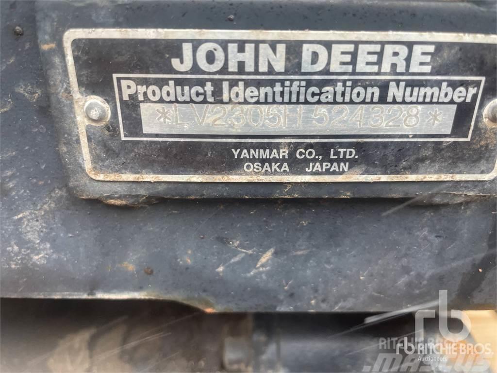 John Deere 2305 Kompakte traktorer