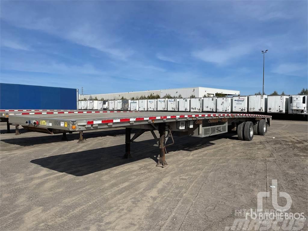 Reitnouer 53 ft T/A Spread Axle Semi-trailer med lad/flatbed