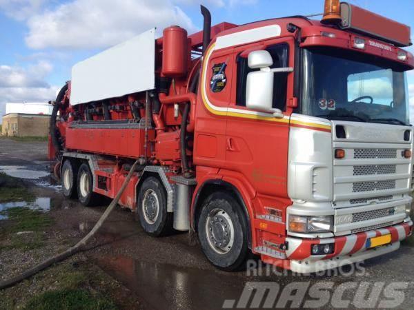 Scania Helmers recycler 164 G Slamsuger