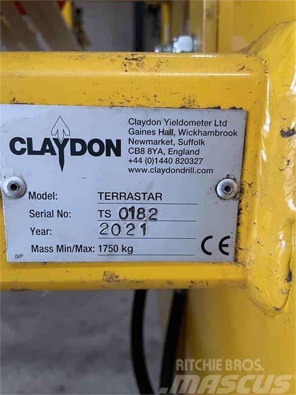 Claydon Terrastar 6m, Spaderulleharve med APV spreder. Harver