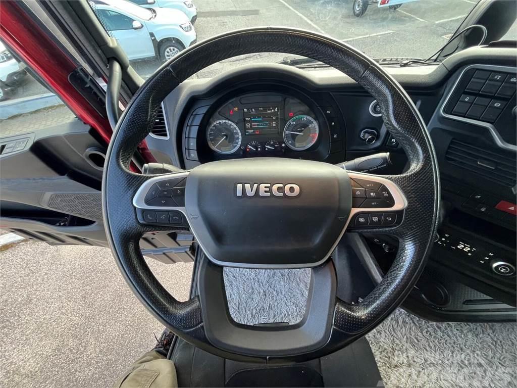 Iveco X-WAY 570 Lastbil med lad/Flatbed