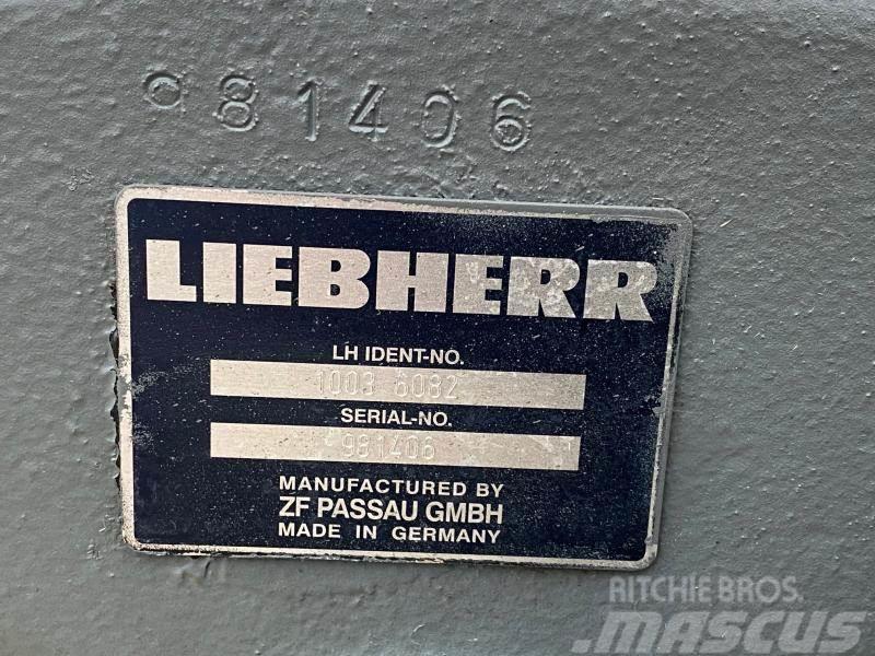 Liebherr A934 C Gear