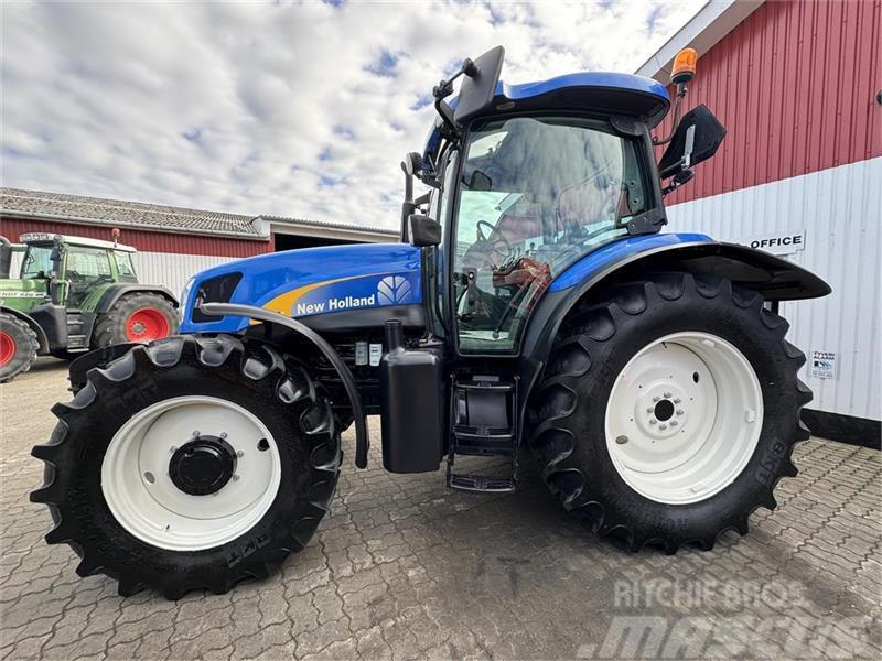New Holland TS 125 A KUN 4600 TIMER! Traktorer