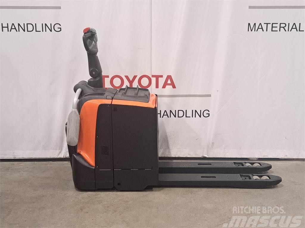 Toyota LPE250 El-palleløftere med platform