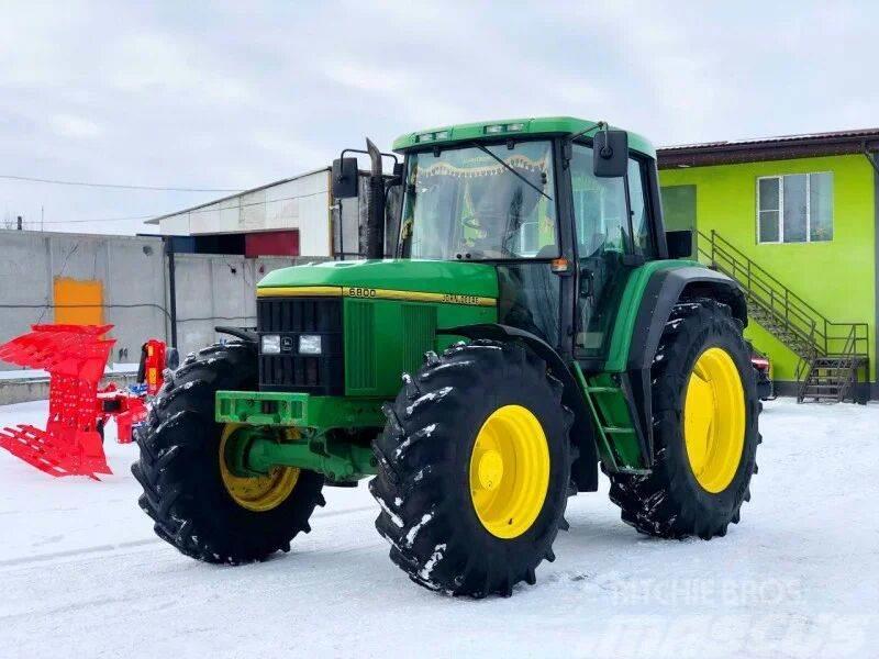 John Deere 6800 Traktorer