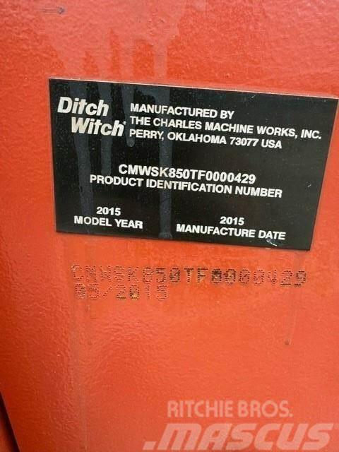 Ditch Witch SK850 Minilæsser - skridstyret