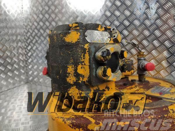 Commercial Hydraulic pump Commercial D230-32 657735C91 Bulldozer på larvebånd